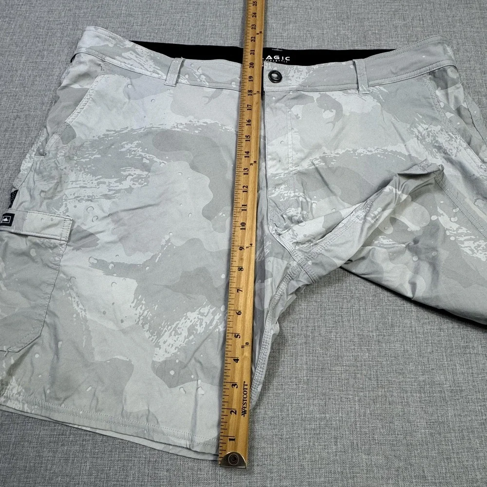 PELAGIC Hybrid Fishing Cargo Board Shorts Mens 42 Gray Nylon Spandex 9